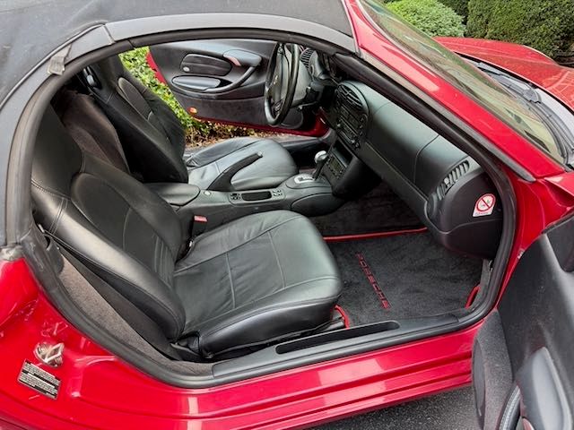 Used 2001 Porsche Boxster RWD image 15