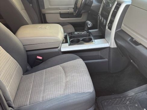 Used 2012 RAM 1500 Big Horn w/ Luxury Group image 5