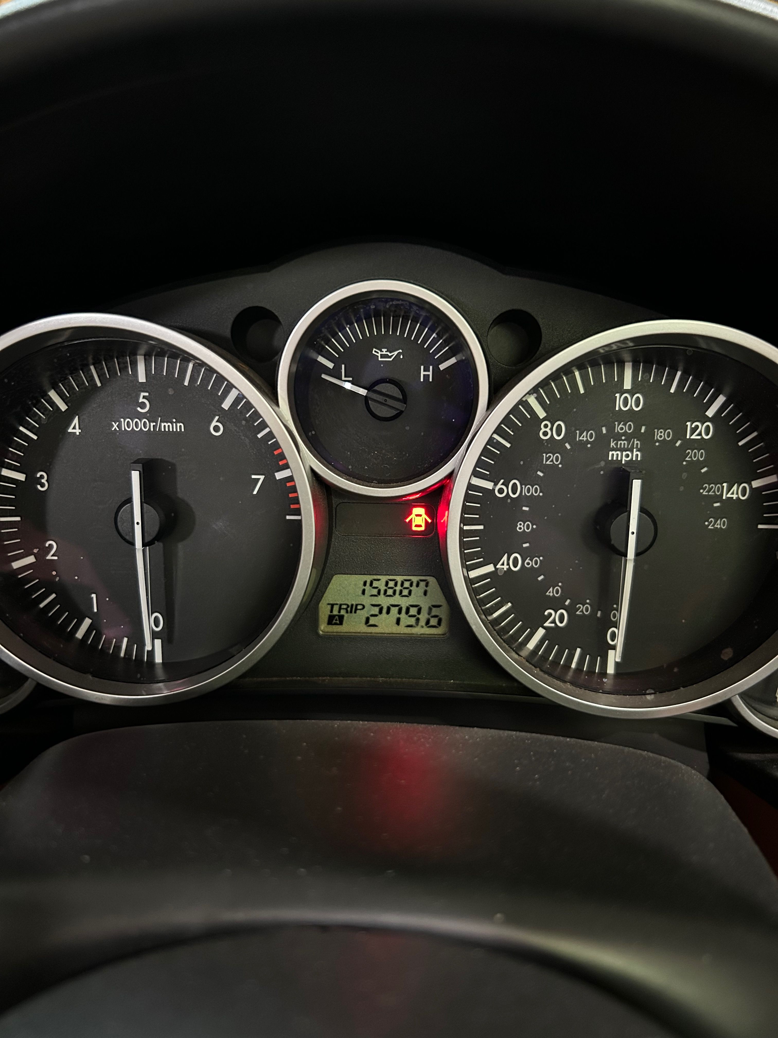 Used 2007 MAZDA MX-5 Miata Grand Touring RWD image 11