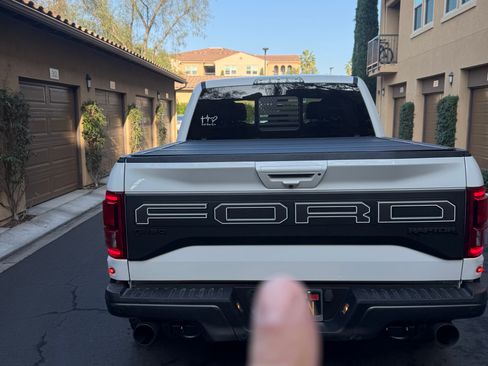 Used 2019 Ford F150 Raptor w/ Equipment Group 802A Luxury image 2