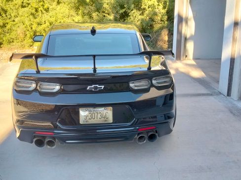 Used 2023 Chevrolet Camaro ZL1 image 4