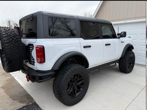 Used 2024 Ford Bronco Black Diamond image 10