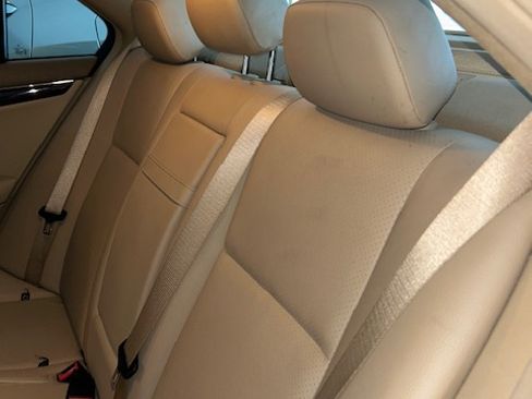 Used 2008 Mercedes-Benz C 300 4MATIC Sedan image 12