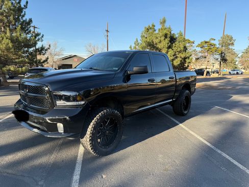 Used 2015 RAM 1500 Express image 2