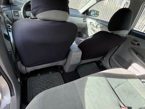 Used 2013 Toyota Corolla LE image 15