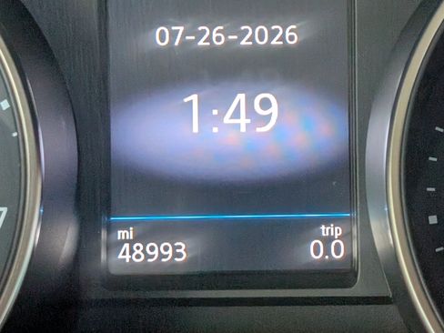 Used 2018 Volkswagen Tiguan SE FWD image 12