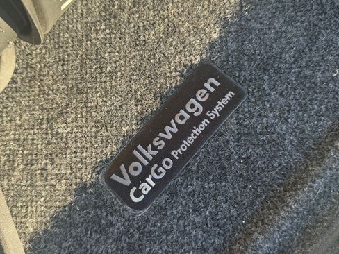 Used 2013 Volkswagen Tiguan S image 22