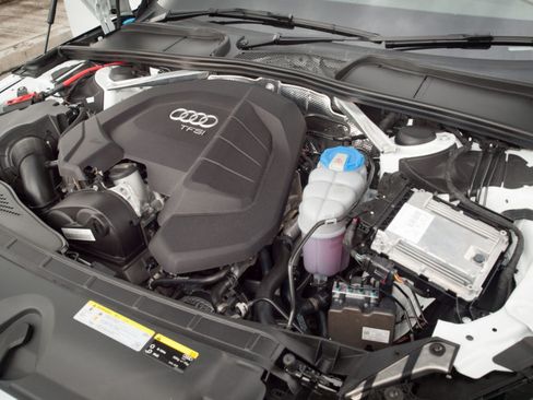 Used 2016 Audi A4 2.0T Premium w/ Audi MMI Navigation Plus image 16