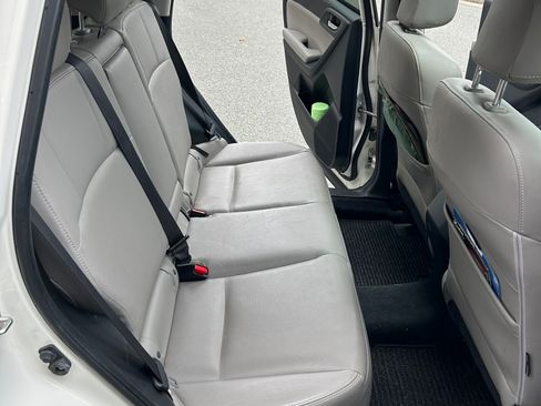 Used 2016 Subaru Forester 2.5i Limited w/ Popular Package #2 image 11