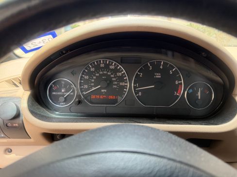 Used 2001 BMW Z3 3.0i RWD image 13