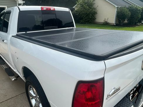 Used 2015 RAM 1500 Big Horn RWD image 6