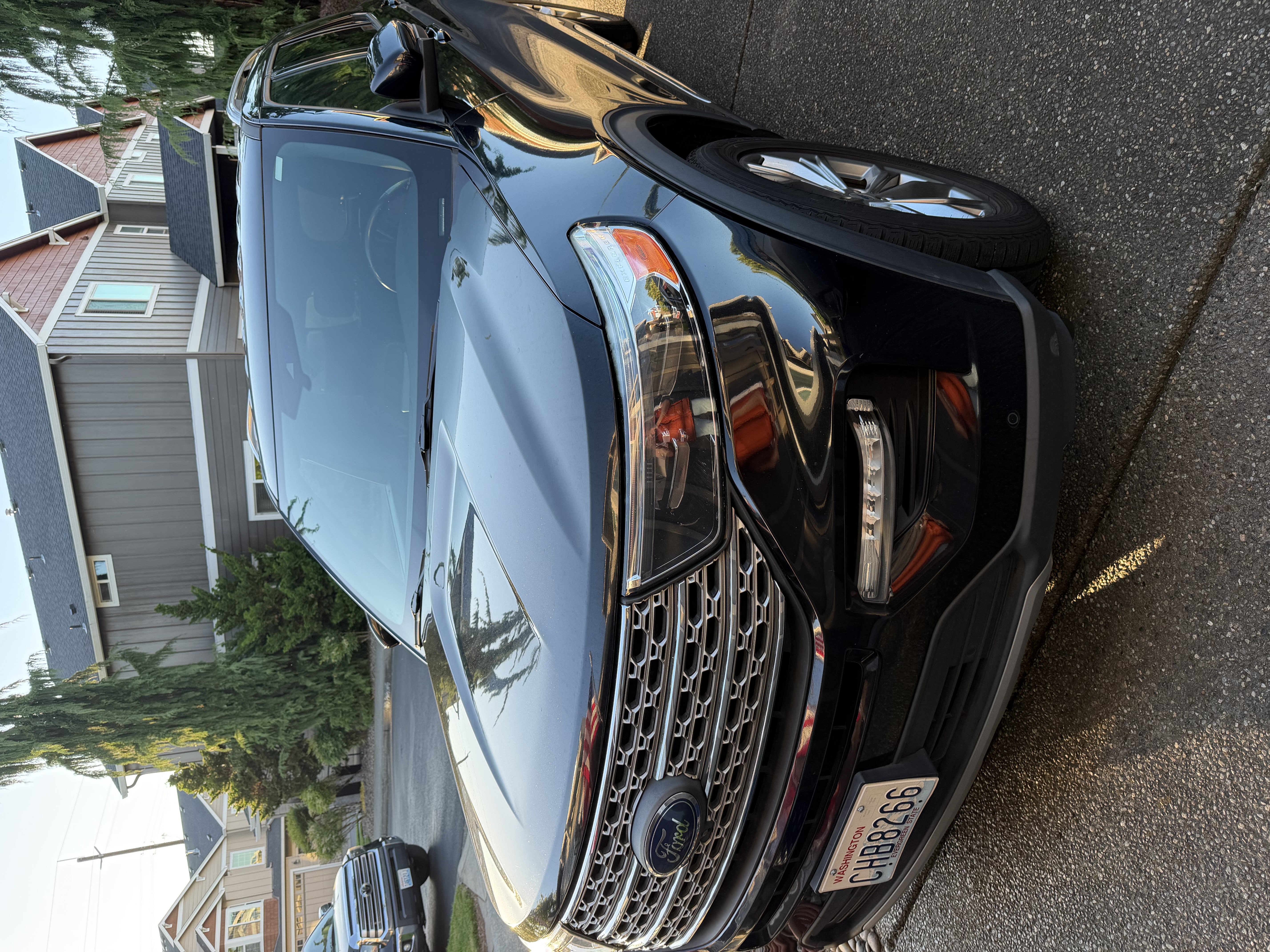 Used 2020 Ford Explorer Limited AWD/4WD image 31