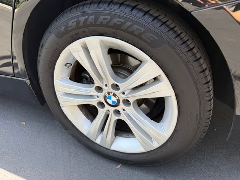 Used 2018 BMW 330i Sedan w/ Convenience Package RWD image 8