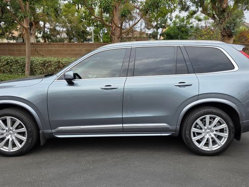 Used 2018 Volvo XC90 T6 Inscription w/ Convenience Package image 5