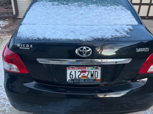Used 2012 Toyota Yaris Sedan image 12