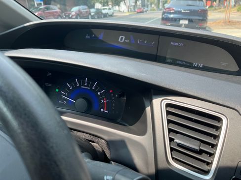 Used 2015 Honda Civic LX image 27