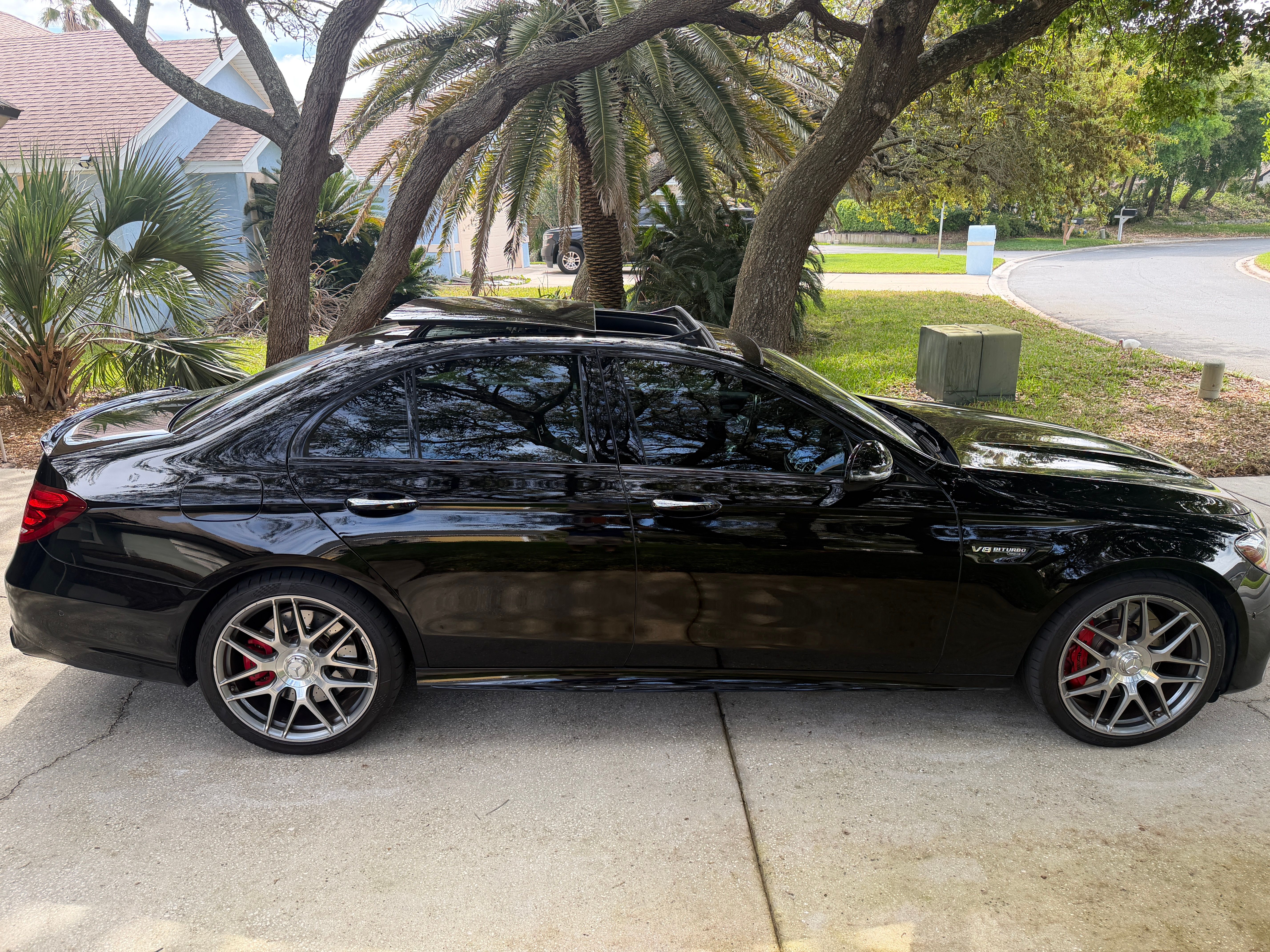 Used 2019 Mercedes-Benz E 63 AMG S image 6