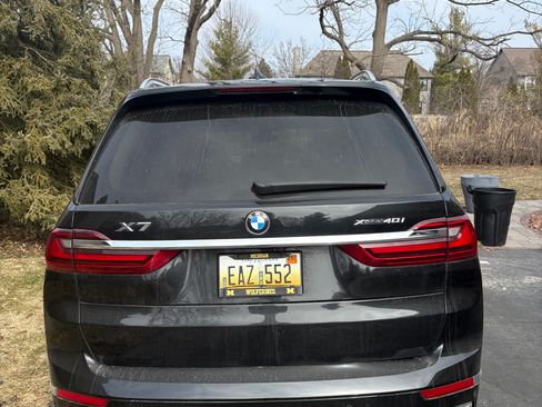 Used 2021 BMW X7 xDrive40i image 4