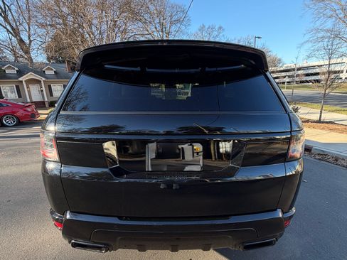 Used 2018 Land Rover Range Rover Sport HSE image 6