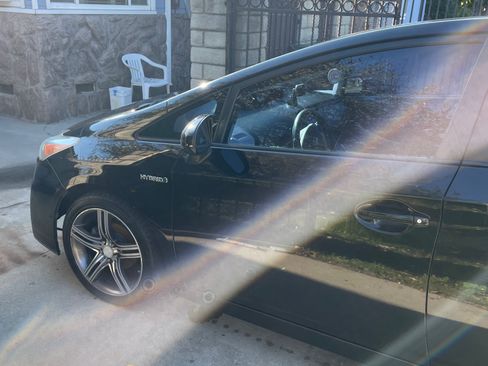 Used 2011 Toyota Prius One image 11