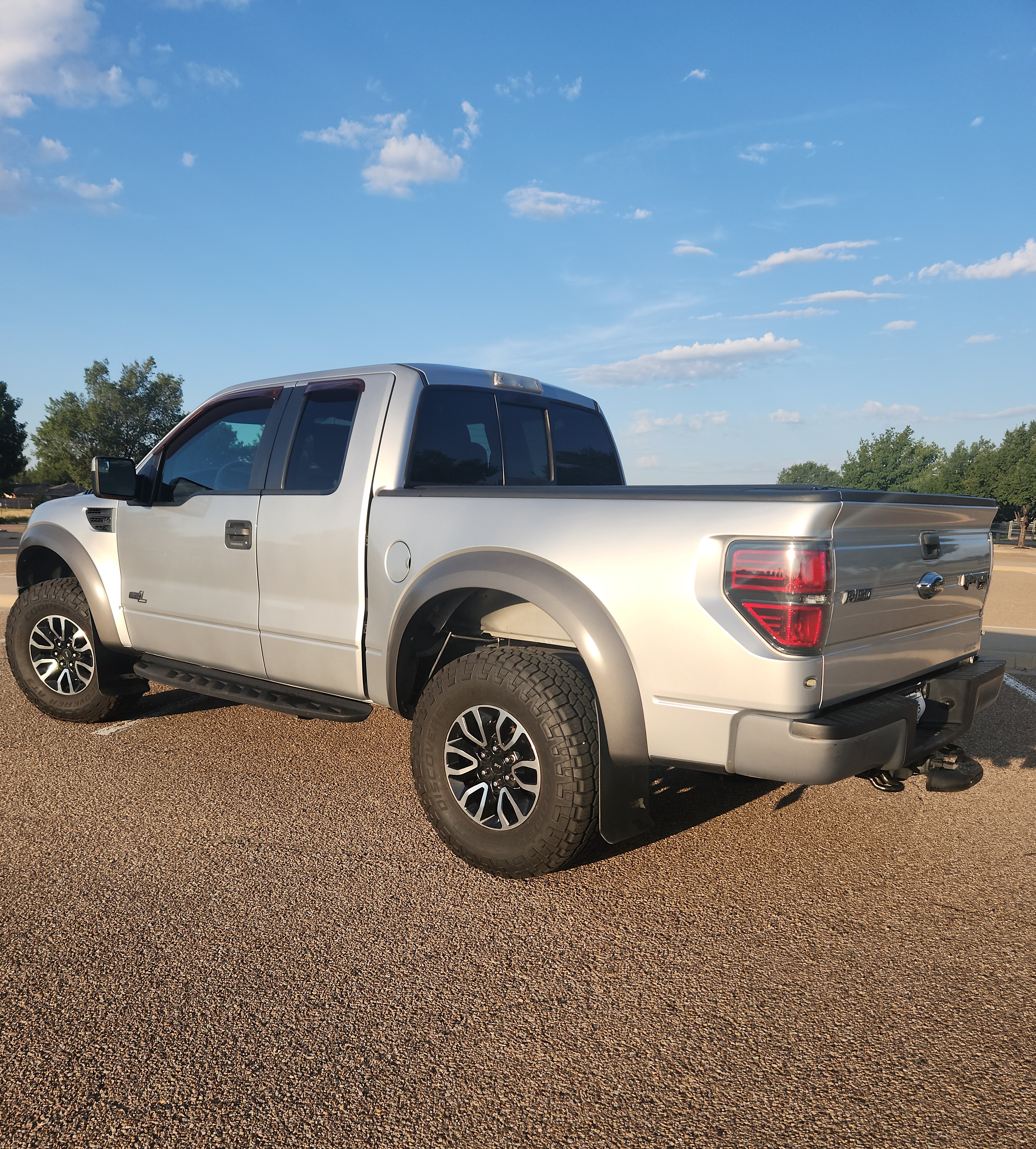 Used 2012 Ford F150 Raptor w/ Raptor Luxury Pkg AWD/4WD image 8