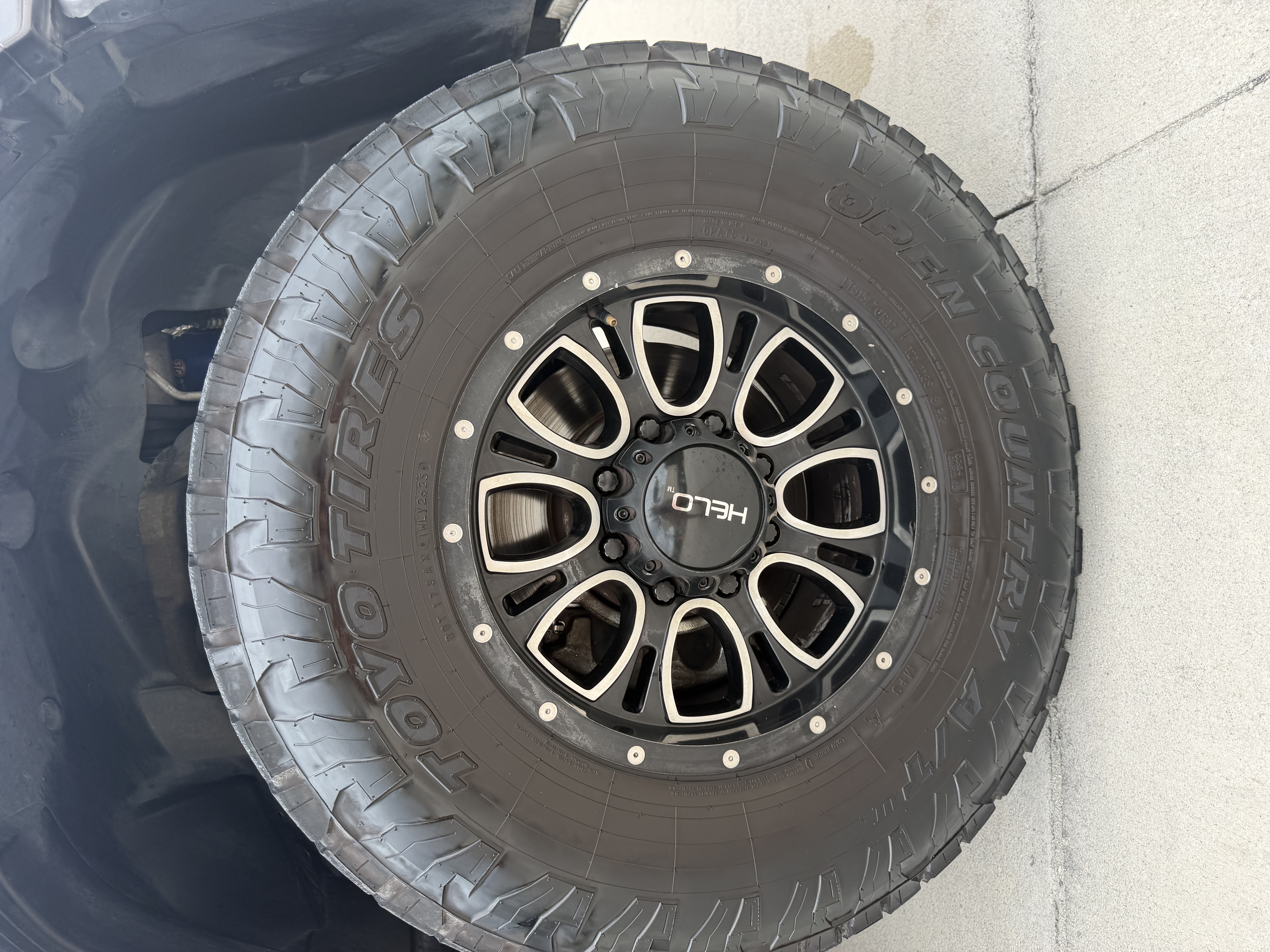 Used 2016 RAM 2500 Limited AWD/4WD image 5