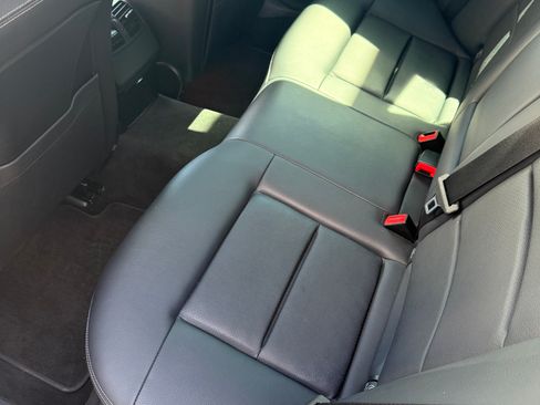 Used 2014 Mercedes-Benz E 350 Sedan image 11