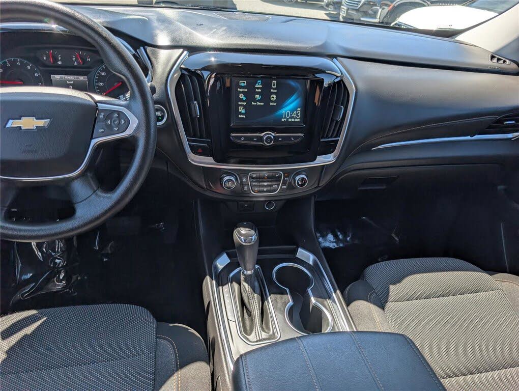 Used 2019 Chevrolet Traverse LS w/ LPO, Floor Liner Package FWD image 5