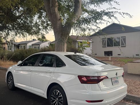 Used 2019 Volkswagen Jetta SE FWD image 13