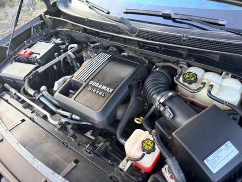 Used 2021 Cadillac Escalade ESV Sport Platinum image 14