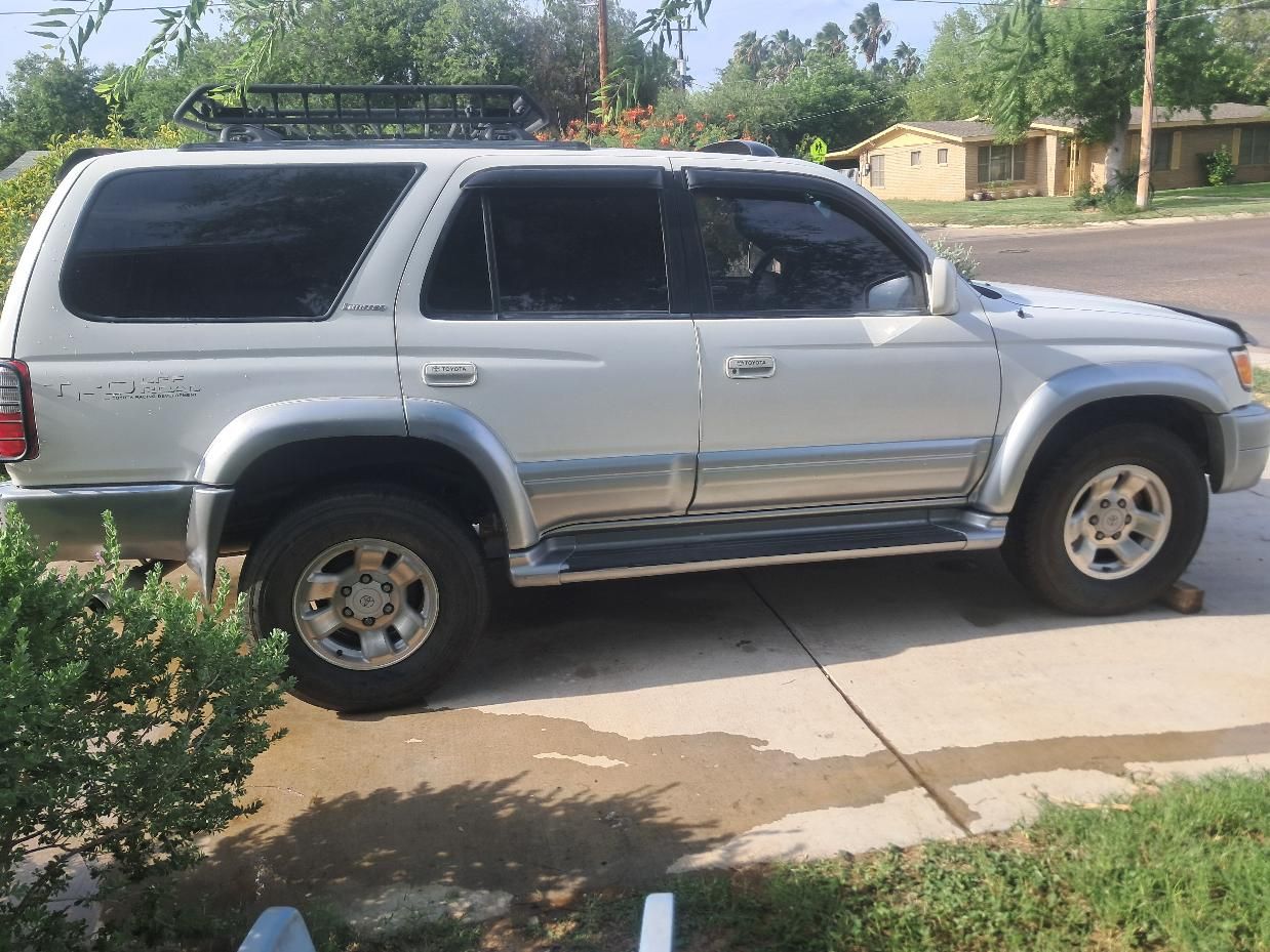 Used 1999 Toyota 4Runner Limited w/ Upgrade Value Pkg 5 RWD image 1