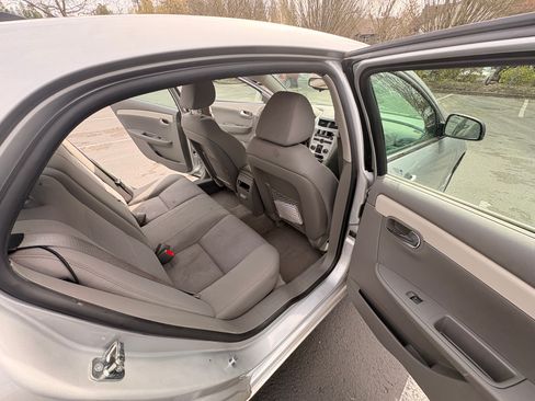 Used 2012 Chevrolet Malibu LS image 15