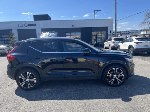 Used 2019 Volvo XC40 T5 Inscription image 1