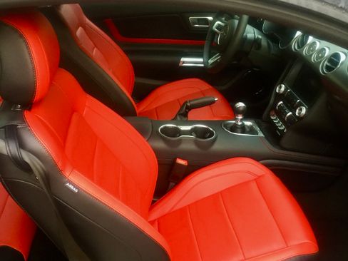 Used 2018 Ford Mustang GT Premium w/ GT Performance Package image 6