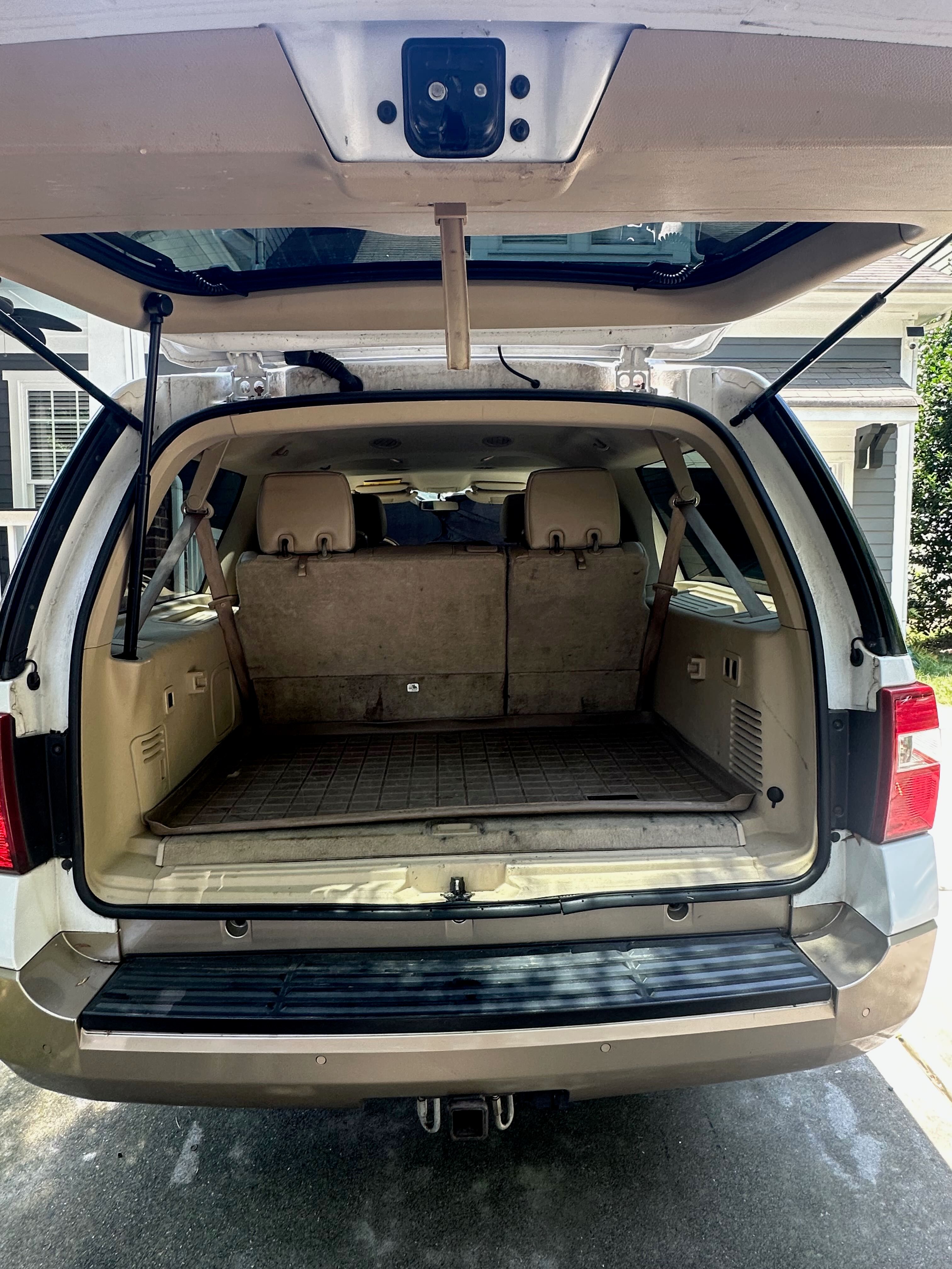 Used 2011 Ford Expedition EL XLT w/ 201A Rapid Spec Order Code RWD image 9