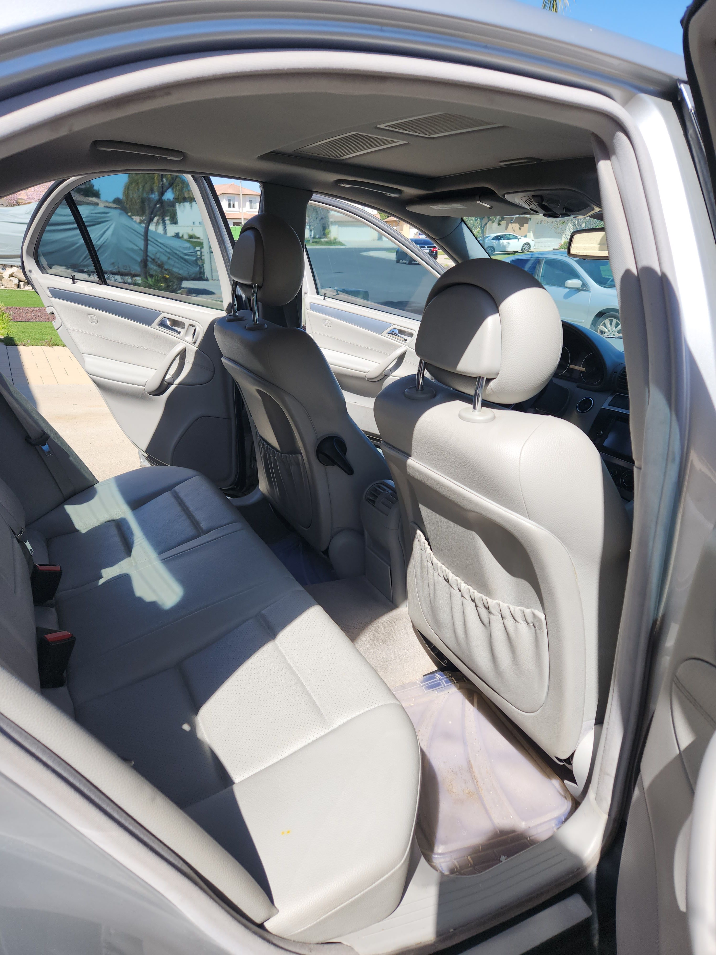 Used 2005 Mercedes-Benz C 230 Sedan image 9