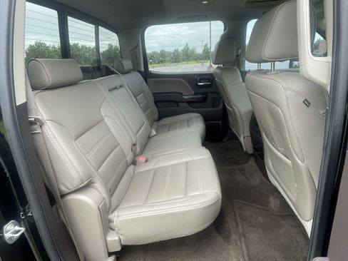 Used 2015 GMC Sierra 2500 Denali w/ Duramax Plus Package AWD/4WD image 17