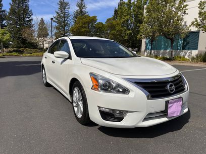Used 2013 Nissan Altima 2.5 SV