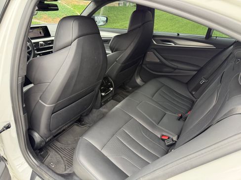 Used 2020 BMW M5 w/ Executive Package image 22