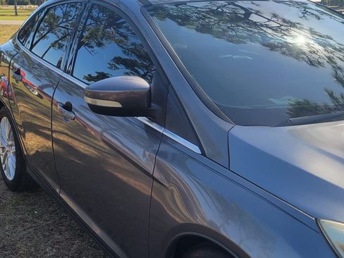 Used 2012 Ford Focus SEL image 12