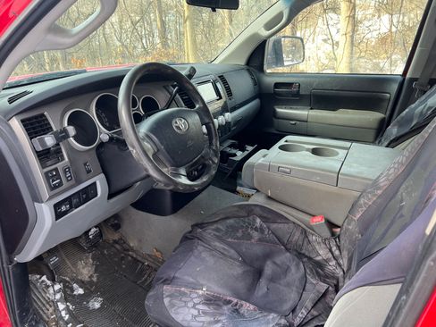 Used 2010 Toyota Tundra 4x4 Double Cab image 1