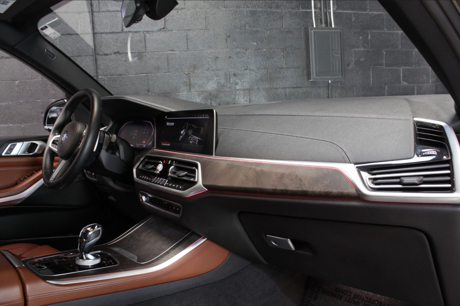 Used 2021 BMW X5 sDrive40i w/ M Sport Package RWD image 27