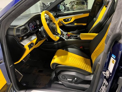 Used 2021 Lamborghini Urus AWD/4WD image 14