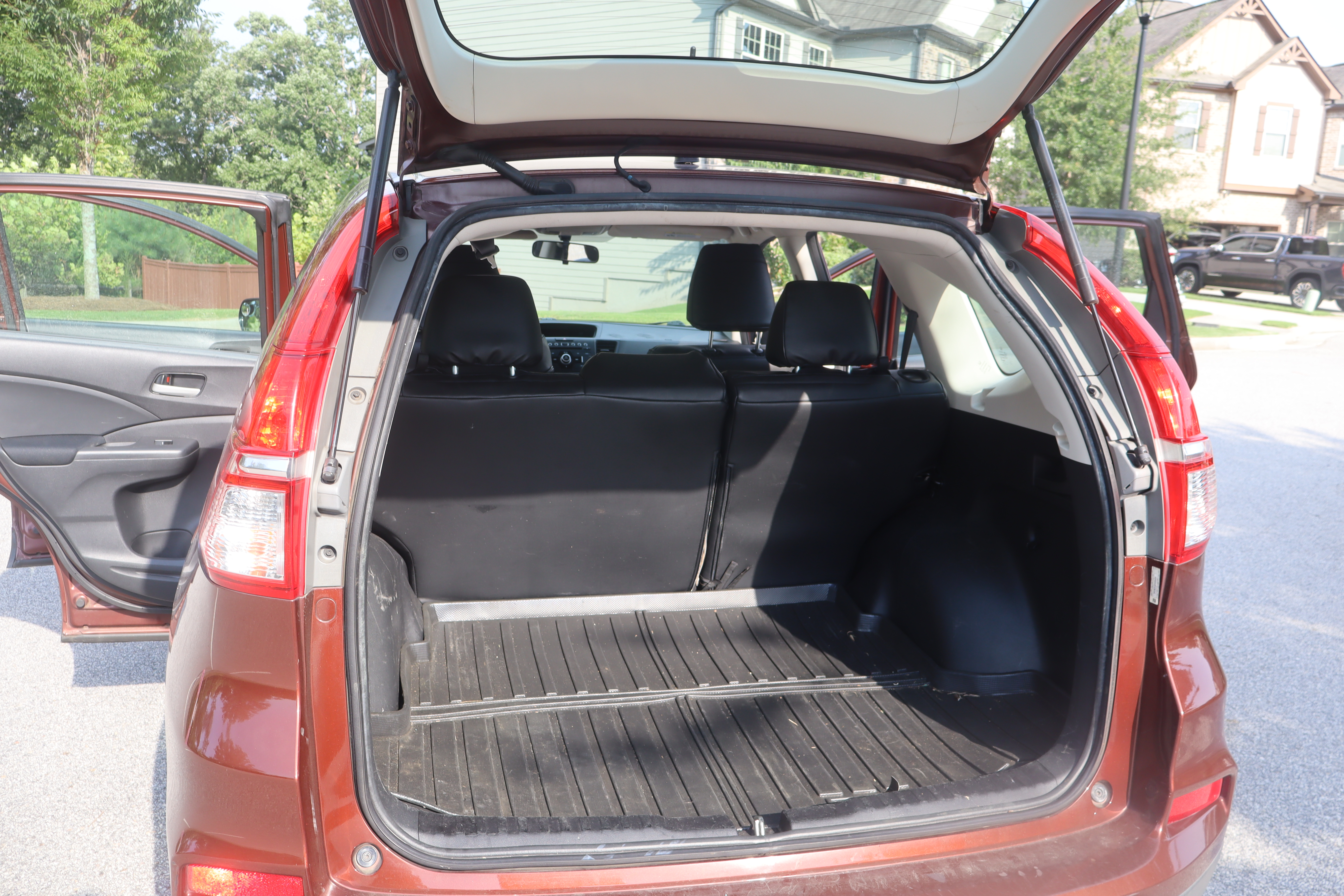 Used 2015 Honda CR-V LX image 6