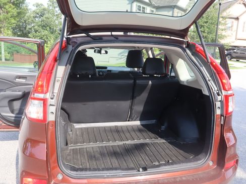 Used 2015 Honda CR-V LX image 6