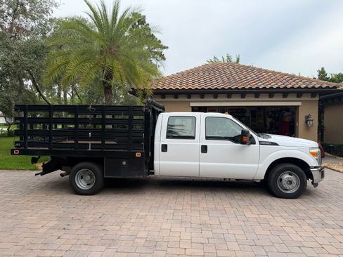 Used 2015 Ford F350 XL w/ Power Equipment Group RWD image 4