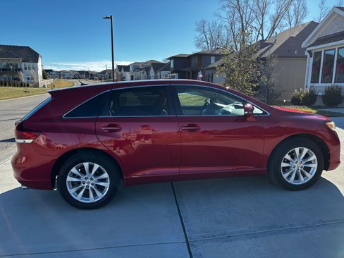 Used 2013 Toyota Venza LE image 5