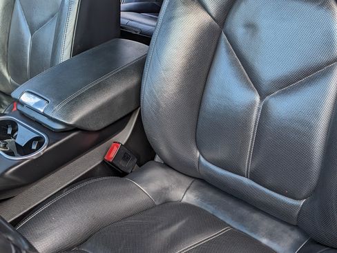 Used 2014 Porsche Cayenne S image 27