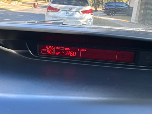 Used 2015 MAZDA MAZDA5 Sport image 20