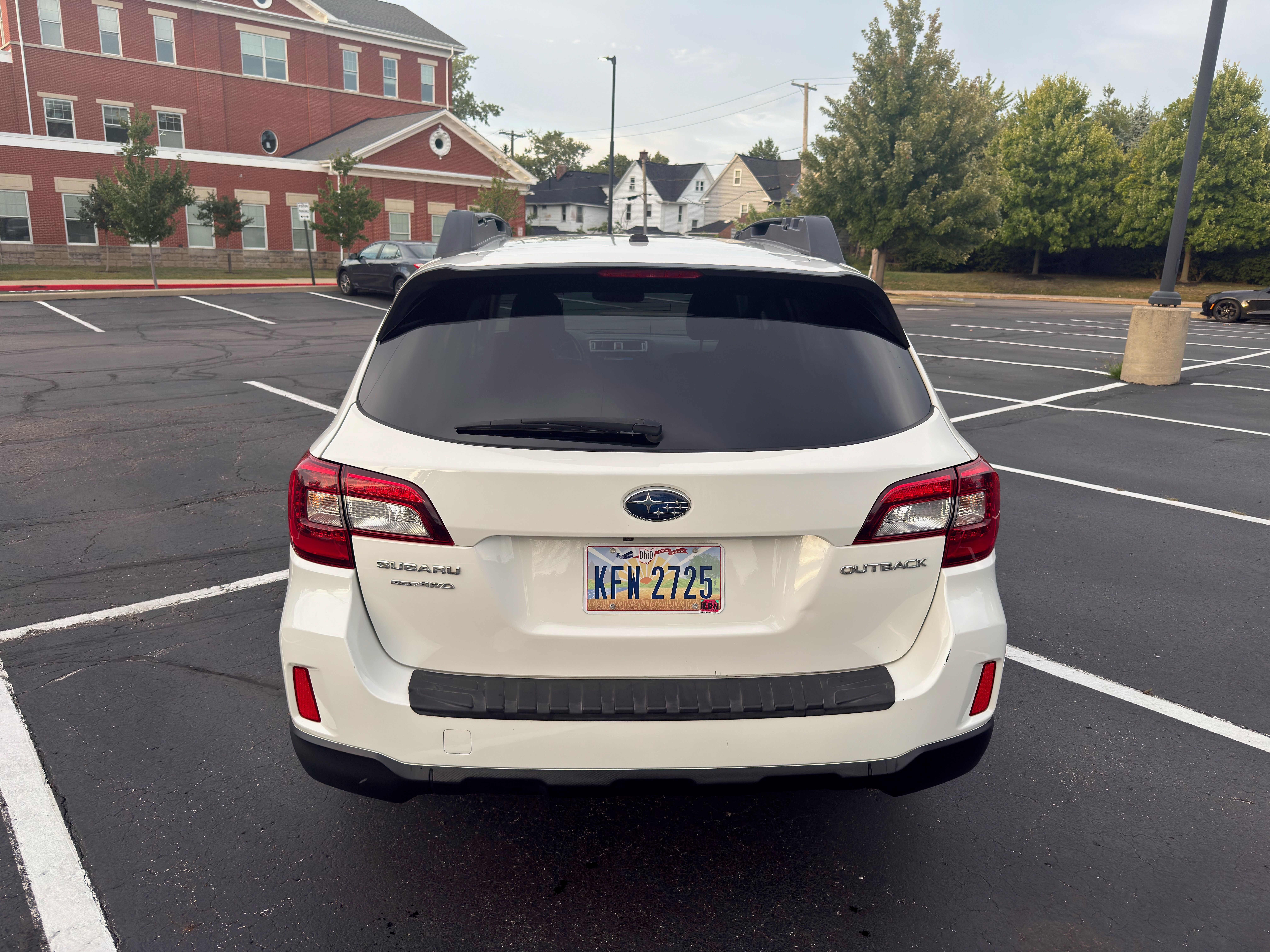Used 2015 Subaru Outback 2.5i Limited AWD/4WD image 11